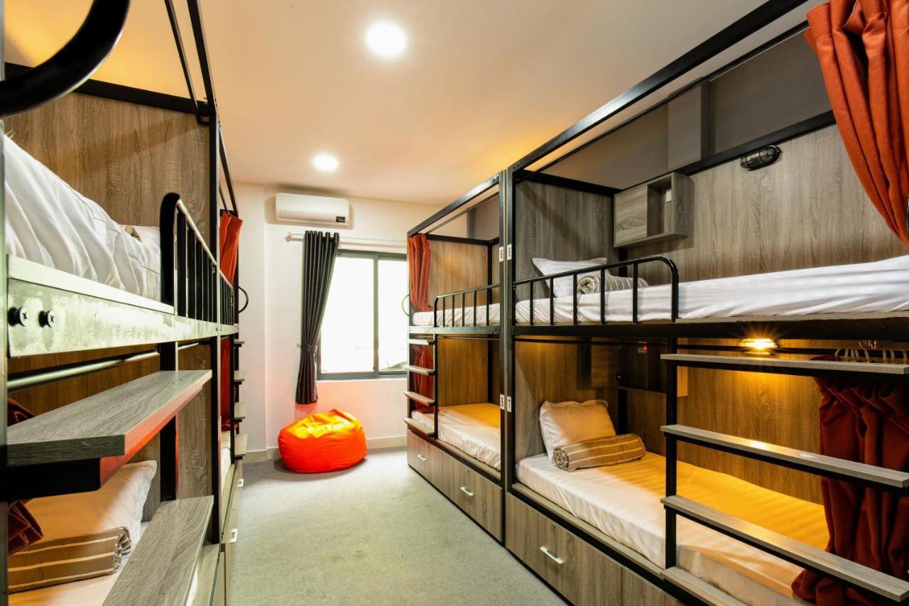 Base Backpackers Hostel โฮจิมินห์ซิตี้ ภายนอก รูปภาพ