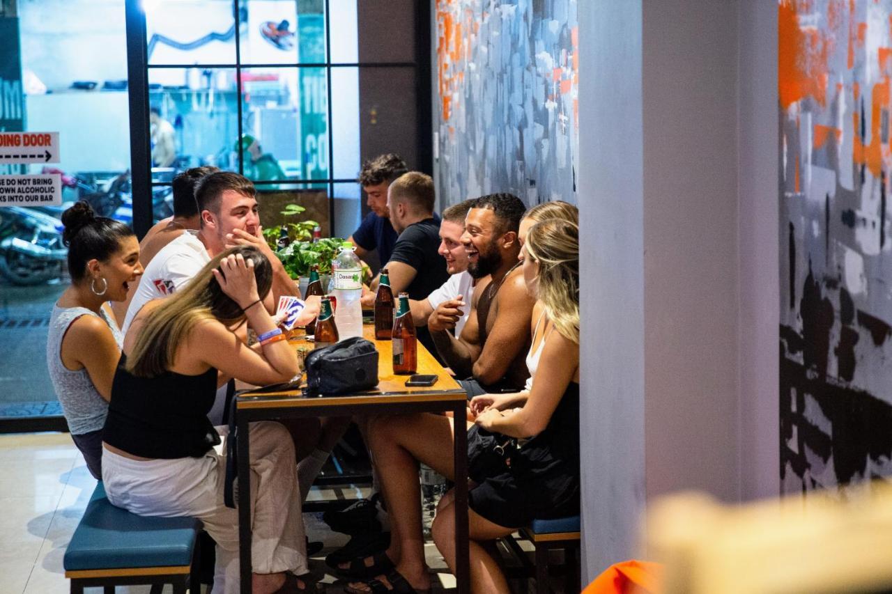 Base Backpackers Hostel โฮจิมินห์ซิตี้ ภายนอก รูปภาพ