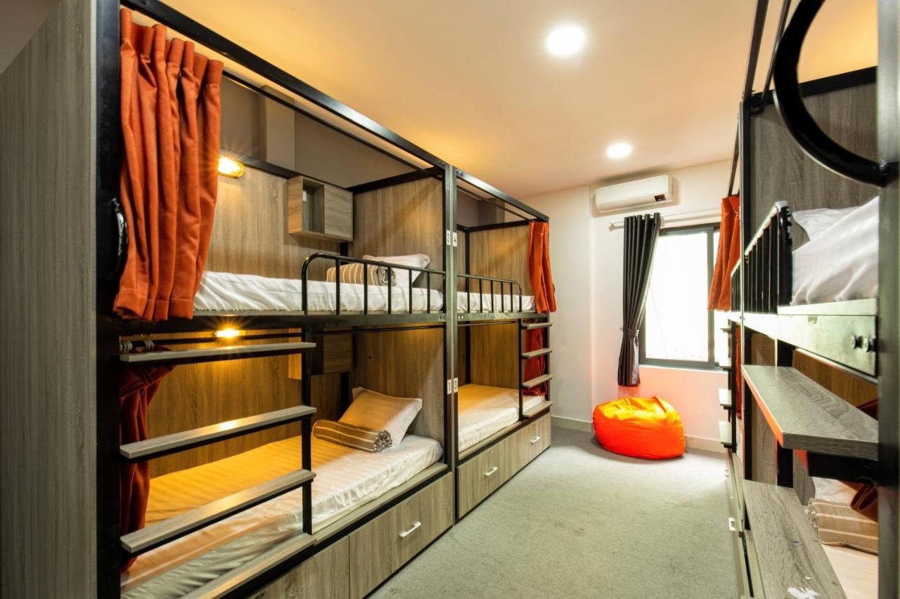 Base Backpackers Hostel โฮจิมินห์ซิตี้ ภายนอก รูปภาพ