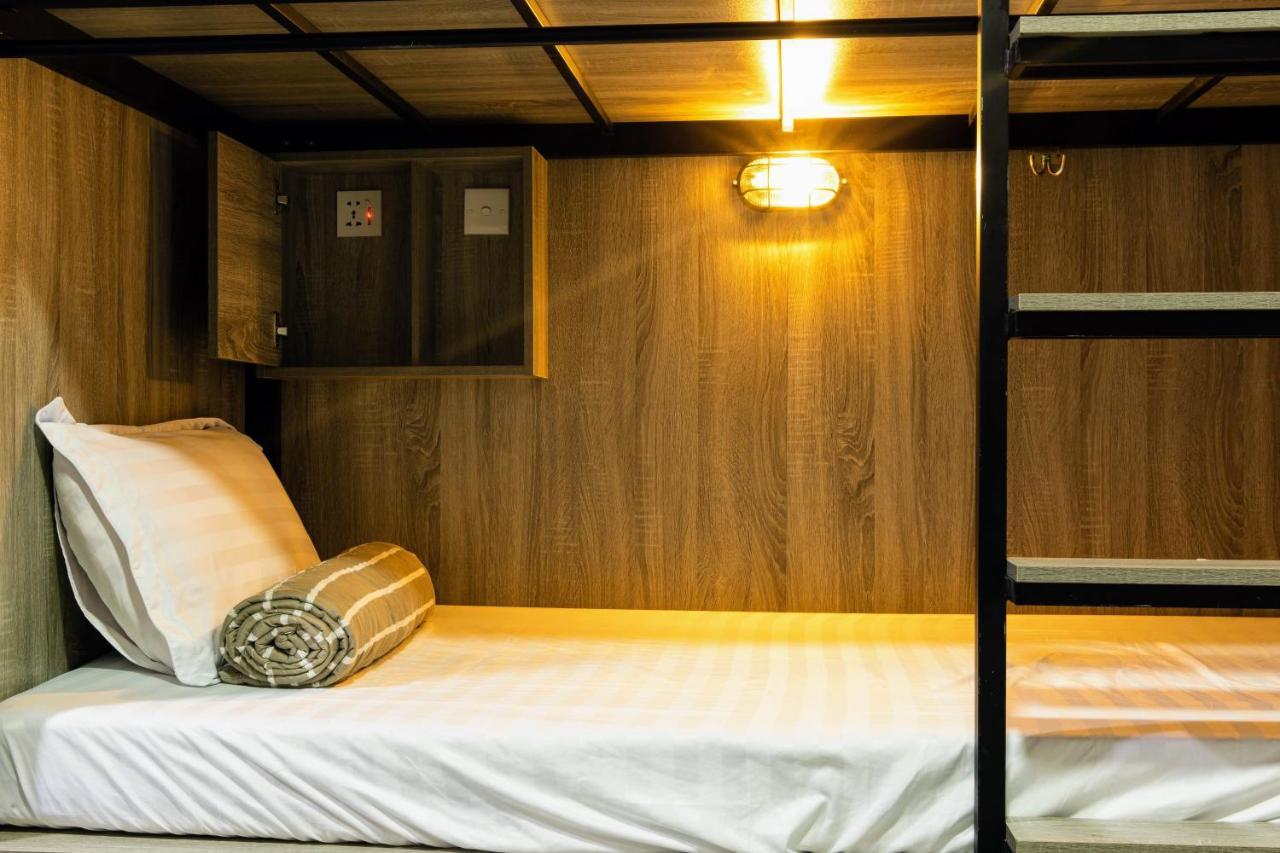 Base Backpackers Hostel โฮจิมินห์ซิตี้ ภายนอก รูปภาพ
