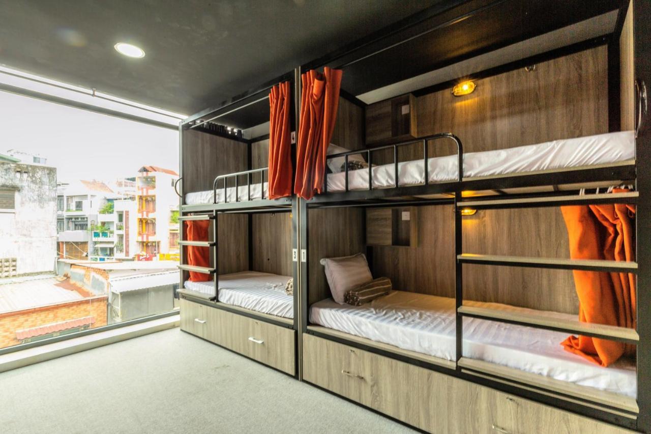 Base Backpackers Hostel โฮจิมินห์ซิตี้ ภายนอก รูปภาพ